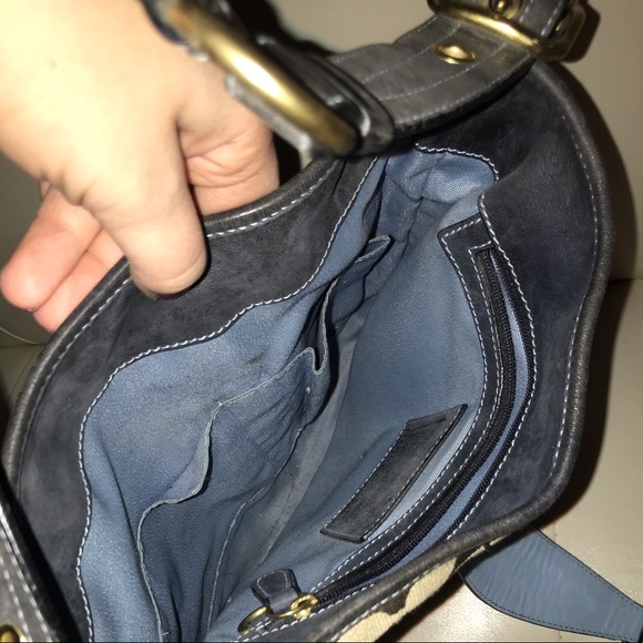 Coach Shoulder Bag - Picture 3 of 3